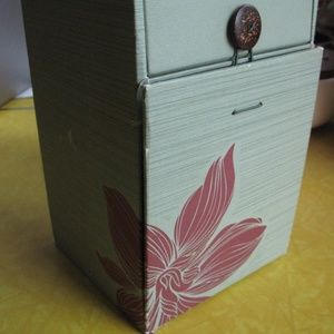 Green Box w/ Slide Drawer, Swing Panel; Red Flower